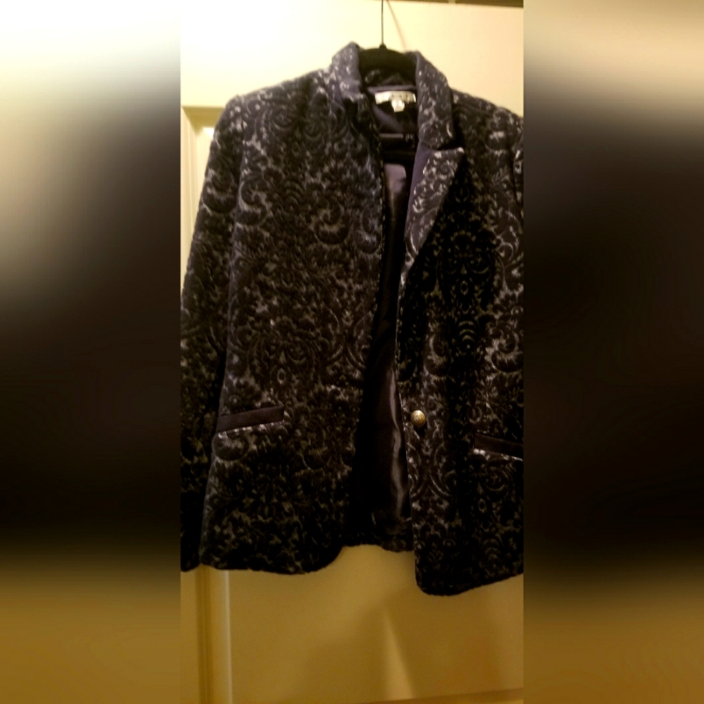 CAbi blazer